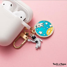 Load image into Gallery viewer, Cosmic Astronaut Airpod Case White
