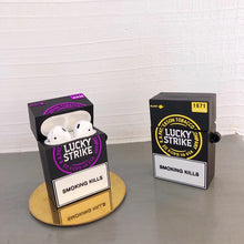 Загрузить изображение в средство просмотра галереи, Lucky Strike Airpod Case
