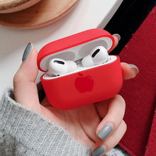 Загрузить изображение в средство просмотра галереи, Solid Color Airpod case
